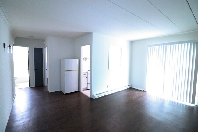 Foto del edificio - 2323 Beechmont Ave