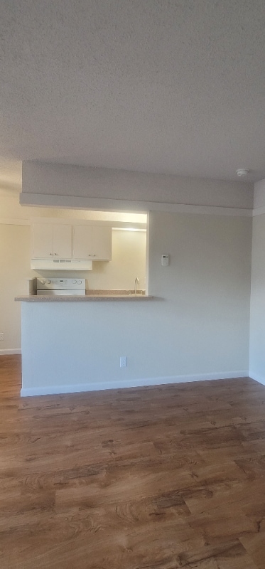 Foto del edificio - 1330 Byron Dr