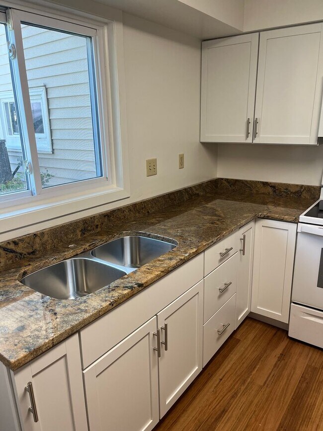 Foto del edificio - 603 N Main St
