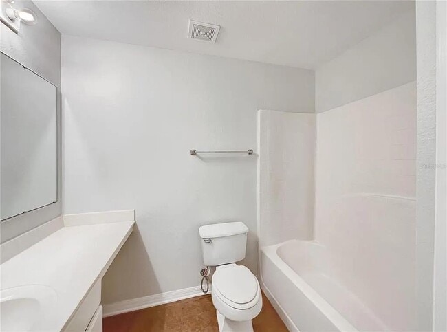 Foto del edificio - 1725 Sunset Ridge Dr