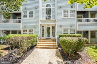 Building Photo - 8601 Falls Run Rd