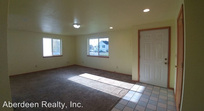 Building Photo - 3 br, 1 bath House - 2114 Becker Street
