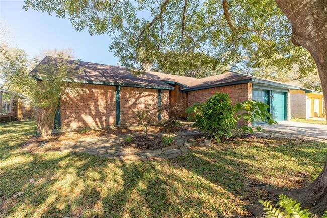 Foto del edificio - 2823 Allyson Ln