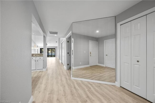 Building Photo - 6654 Tannin Ln