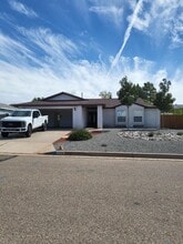 Building Photo - 1724 Powder River Dr NE
