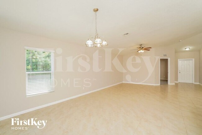 Foto del edificio - 4285 SW Walker St