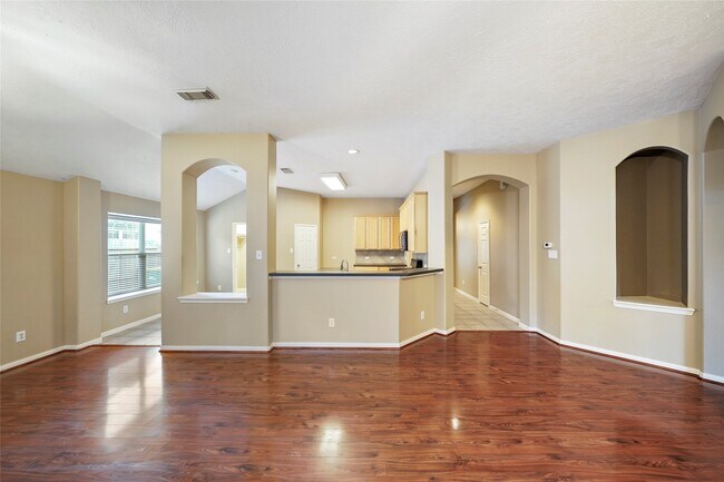 Foto del edificio - 6903 Summer Bridge Ln