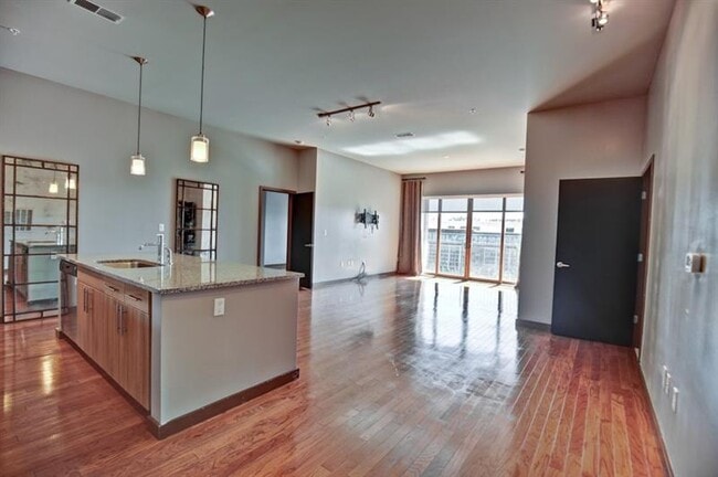 Foto del edificio - 333 Nelson St SW