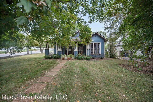 Building Photo - 3 br, 2 bath House - 1801 Highland Ave