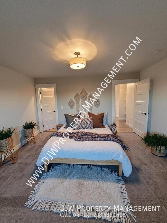 Foto del edificio - 4264 W Lovegood Ln