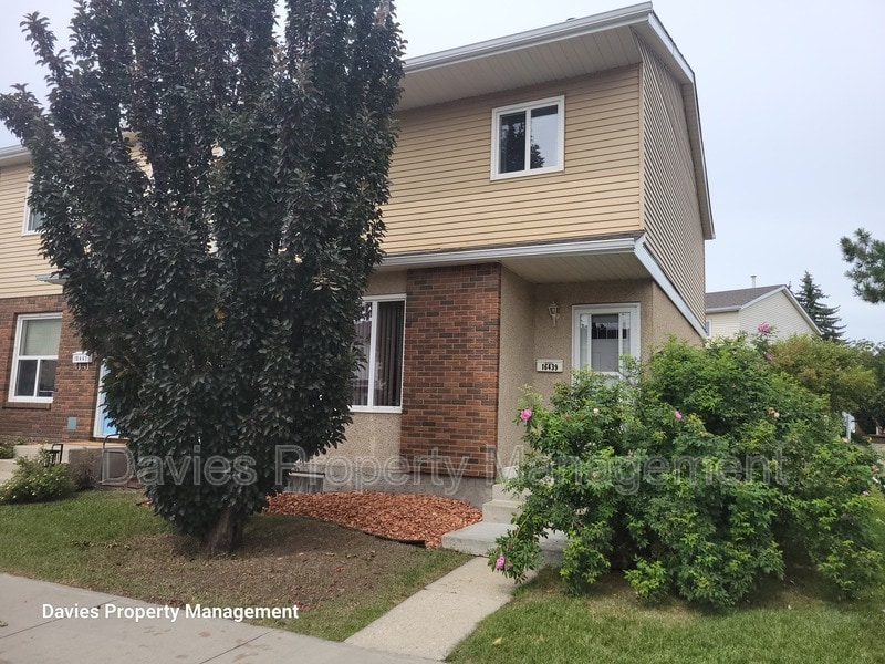 Primary Photo - 16439-16115 115 St NW
