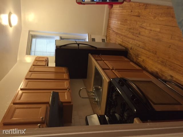 Building Photo - 11156 76th Dr