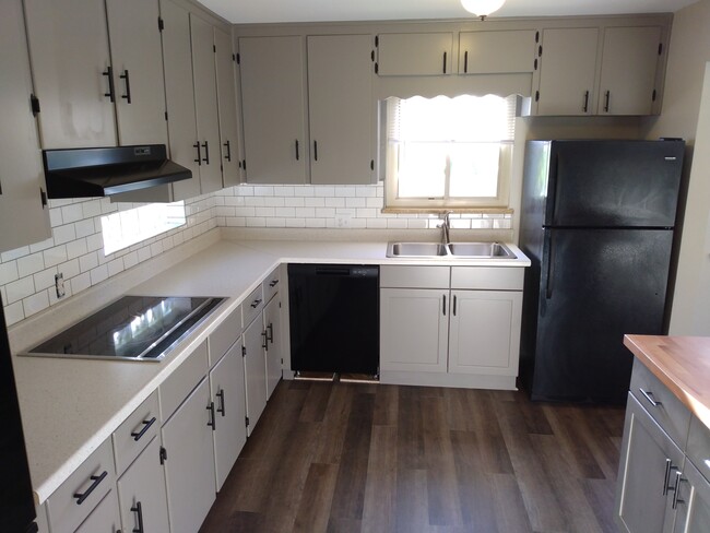Foto del edificio - 3220 Cherry St