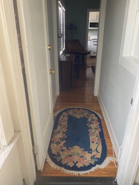 Primary Photo - 737 N Alfred St