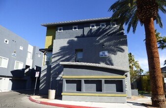 Building Photo - 9050 W Tropicana Ave