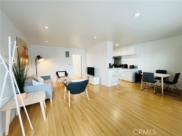 Foto del edificio - 3864 Inglewood Blvd