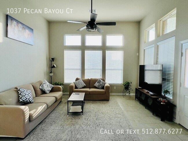 Foto del edificio - 1037 Pecan Bayou Dr