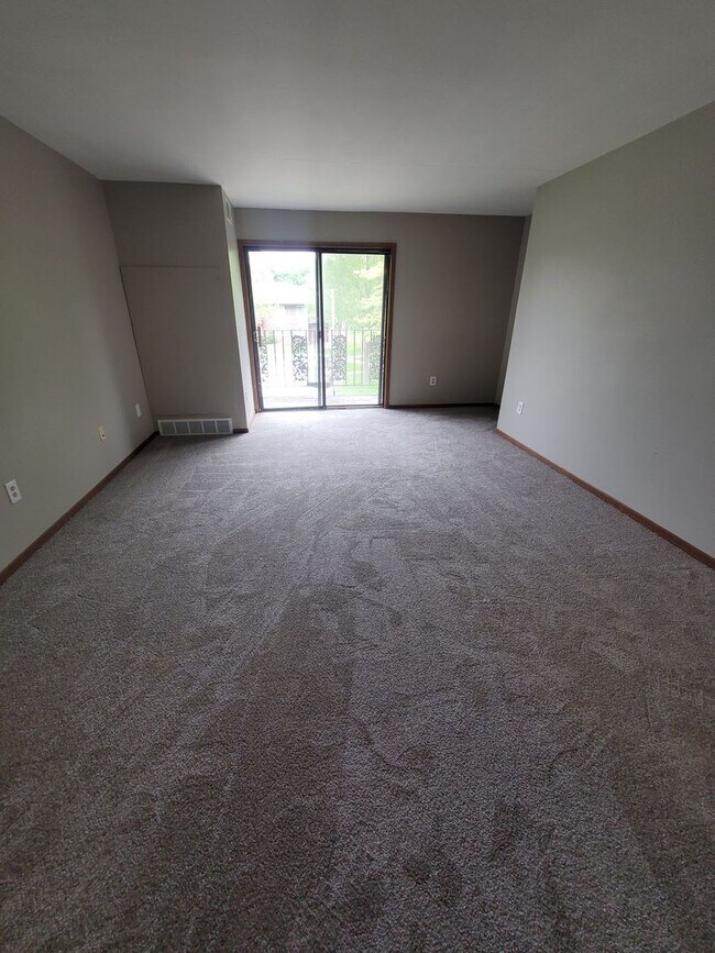 Building Photo - 7625 W Donna Ct