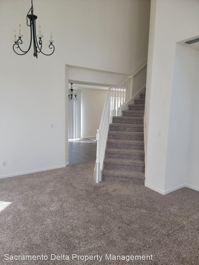 Foto del edificio - 3 br, 2.5 bath House - 5309 Nickman Way