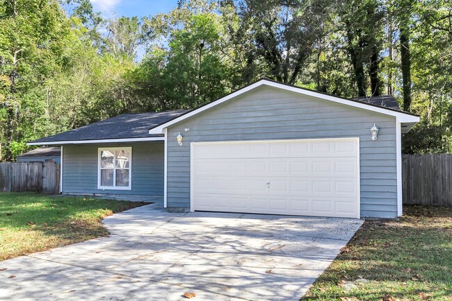 Foto del edificio - Completely Renovated North Charleston Home