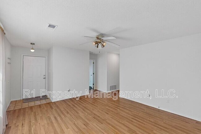 Foto del edificio - 7615 Purple Cone Rd SW