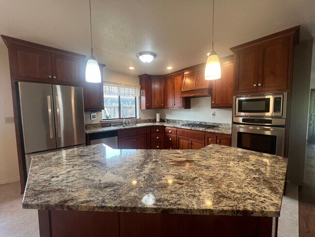Foto del edificio - 4303 Horseman Ln