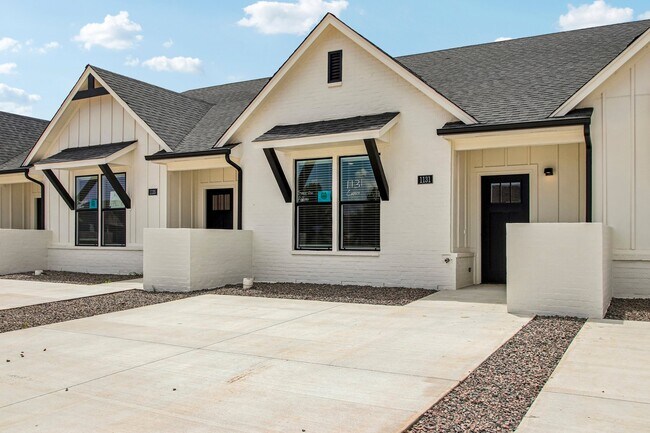 Building Photo - Cypress Vilage