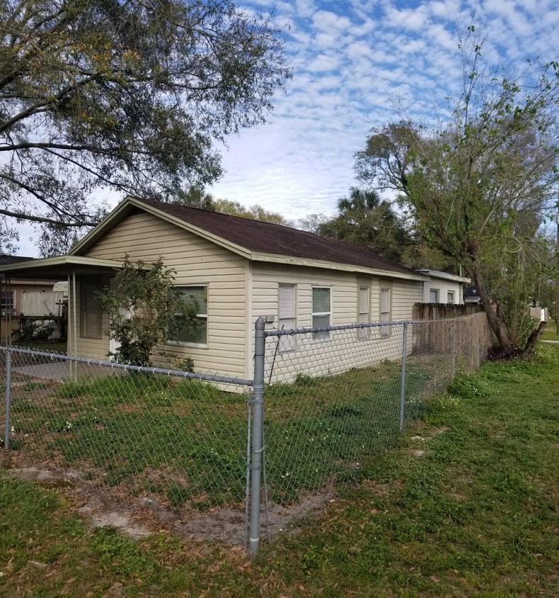 Primary Photo - 2501 N 54th St
