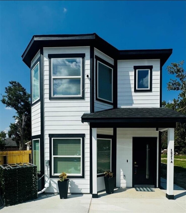 Foto principal - 1621 Wellington St
