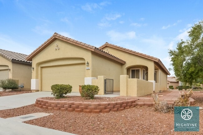 Building Photo - 6162 Saddle Horse Ave