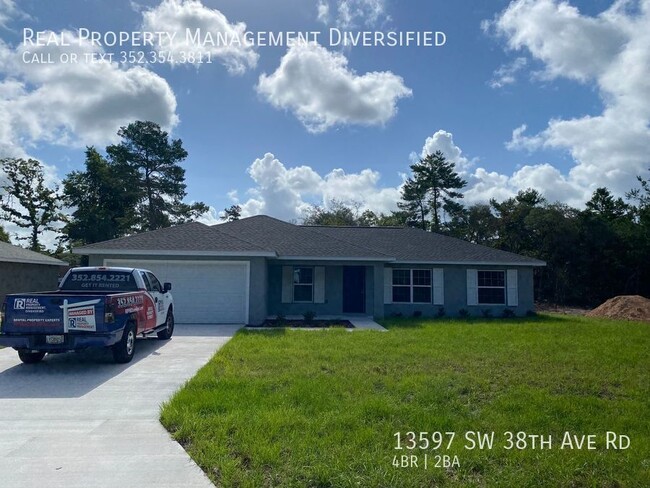 Building Photo - Desirable SW Ocala Neighborhood 4/2/2 *WON...