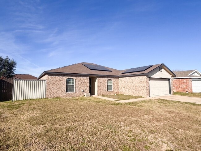 Building Photo - Updated & Large Rental Home in Greater Killeen