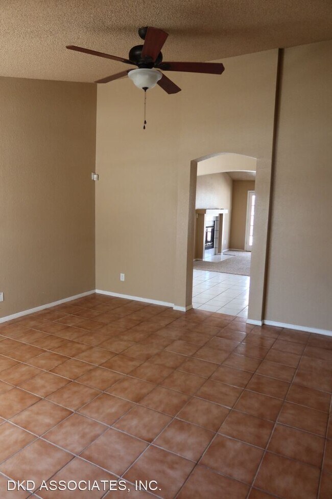Building Photo - 3 br, 2 bath House - 12217 RED SUN DR