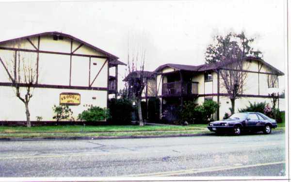 Building Photo - 4344 S Warner St