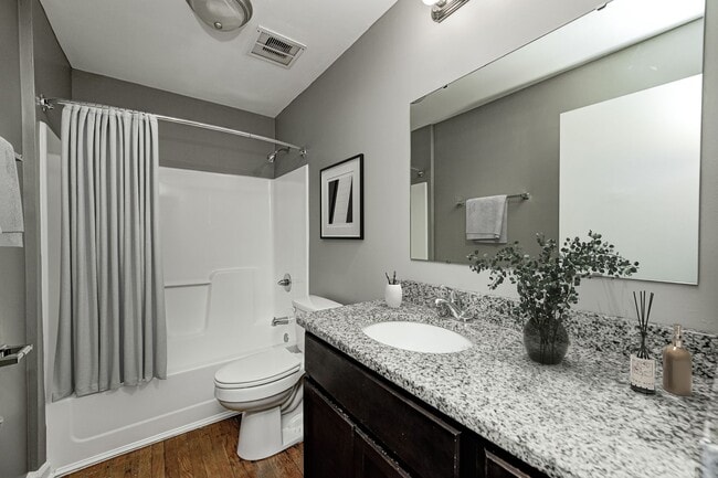 Interior Photo - Five Twenty Virginia