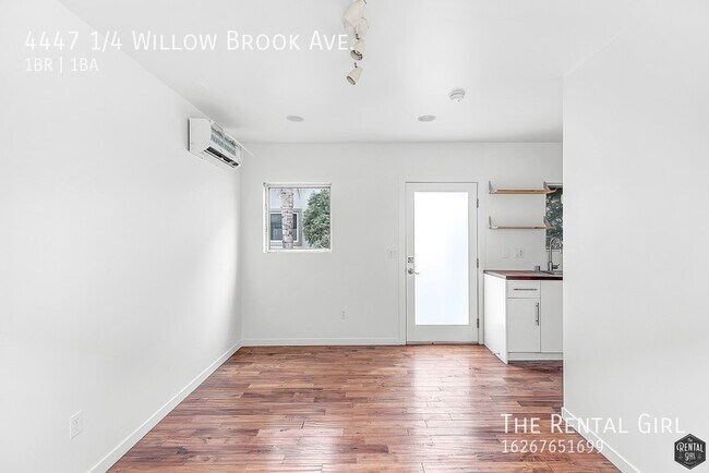 Building Photo - Updated Bungalow Community | Modern Finish...