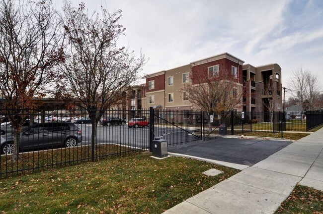 Foto del edificio - 190 E Belmont Ave