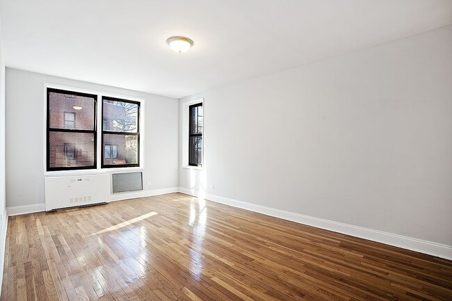 Building Photo - 1818 Newkirk Ave