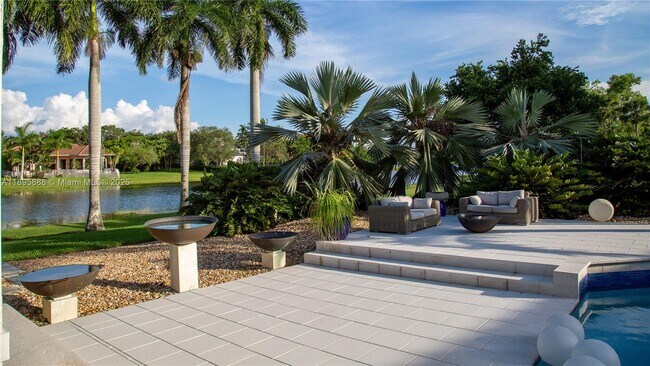 Foto del edificio - 2880 Windmill Ranch Rd