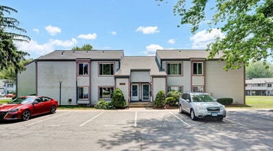 Building Photo - 39 Candlewood Dr
