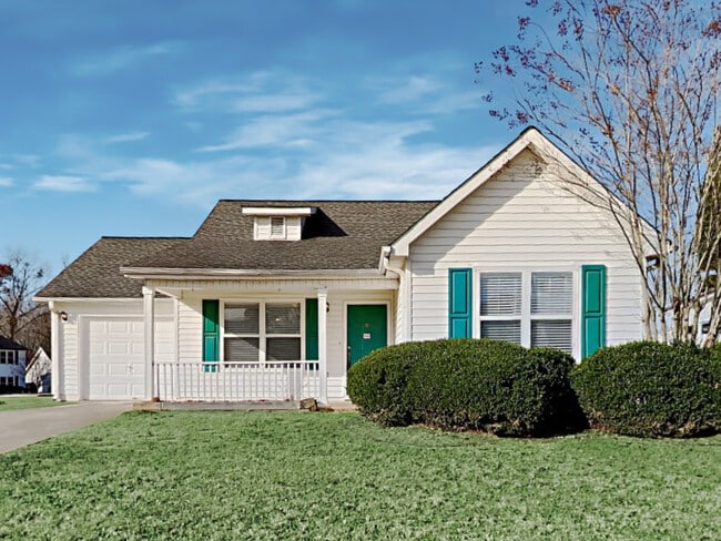Building Photo - 403 Tina Hely Ct