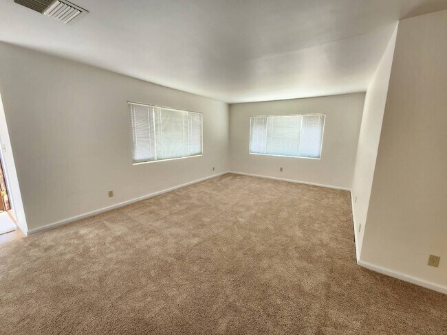 Building Photo - MOVE IN SPEACIAL * $200.00 off FIRST MONTH...