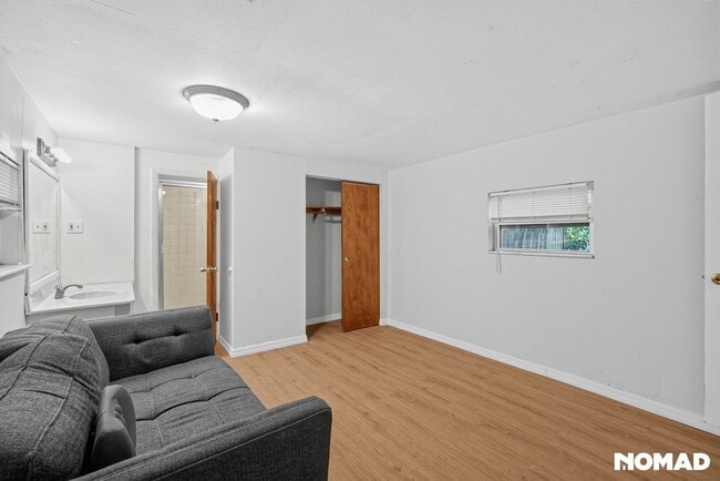 Foto del edificio - 8915 N Orleans Ave
