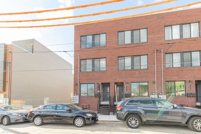Foto del edificio - 3 br, 3 bath Duplex - 1906 E York St Unit 2
