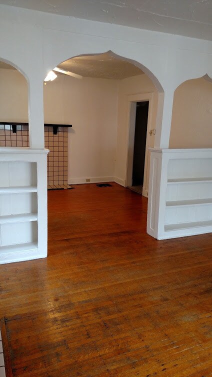 Building Photo - Great 1st Floor Duplex in Shadyside!