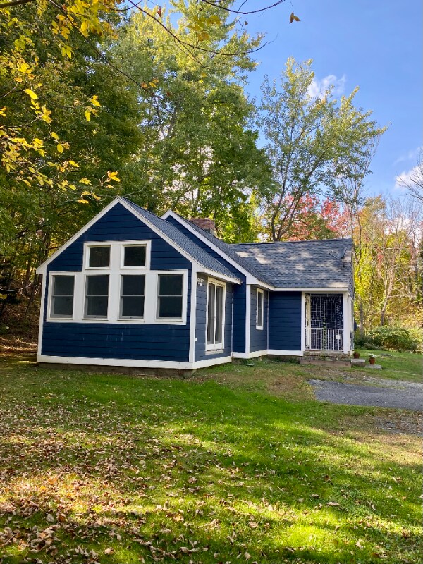 Foto del edificio - 131 Angel Hill Rd