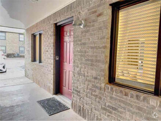 Building Photo - 1214 Baylor Ave