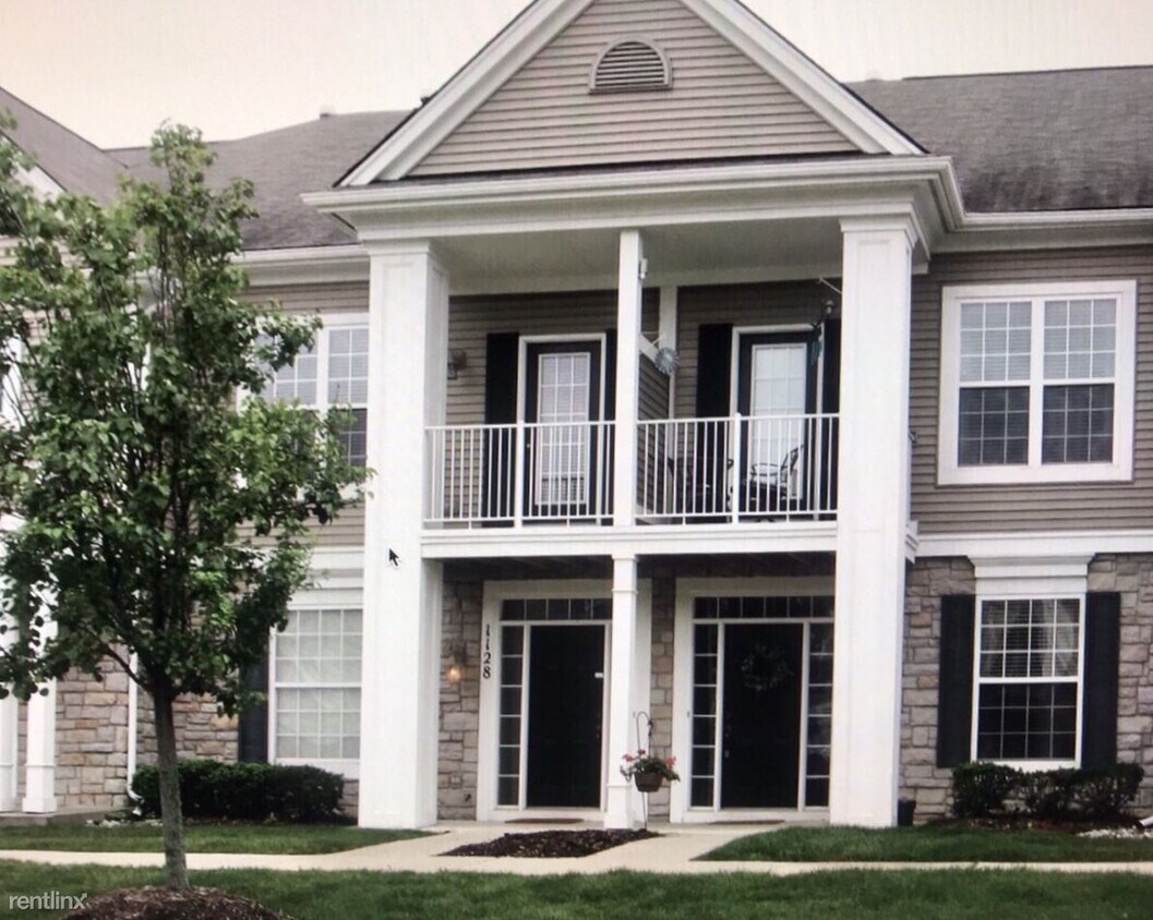 1128 Alameda Blvd, Troy, MI 48085 Condo for Rent in Troy, MI