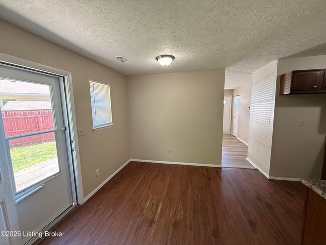 Foto del edificio - 159 Hedgewood Ct