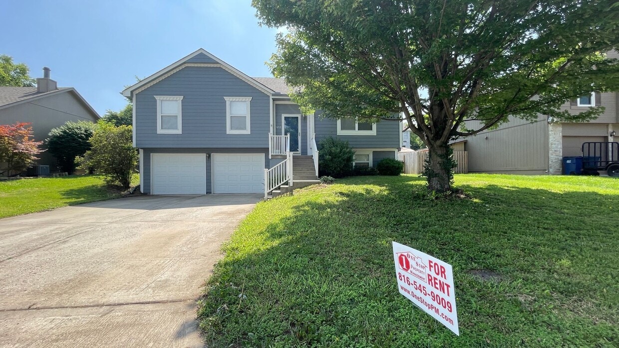 Primary Photo - 3 Bedroom, 2 Bathroom with Vaulted Ceiling...